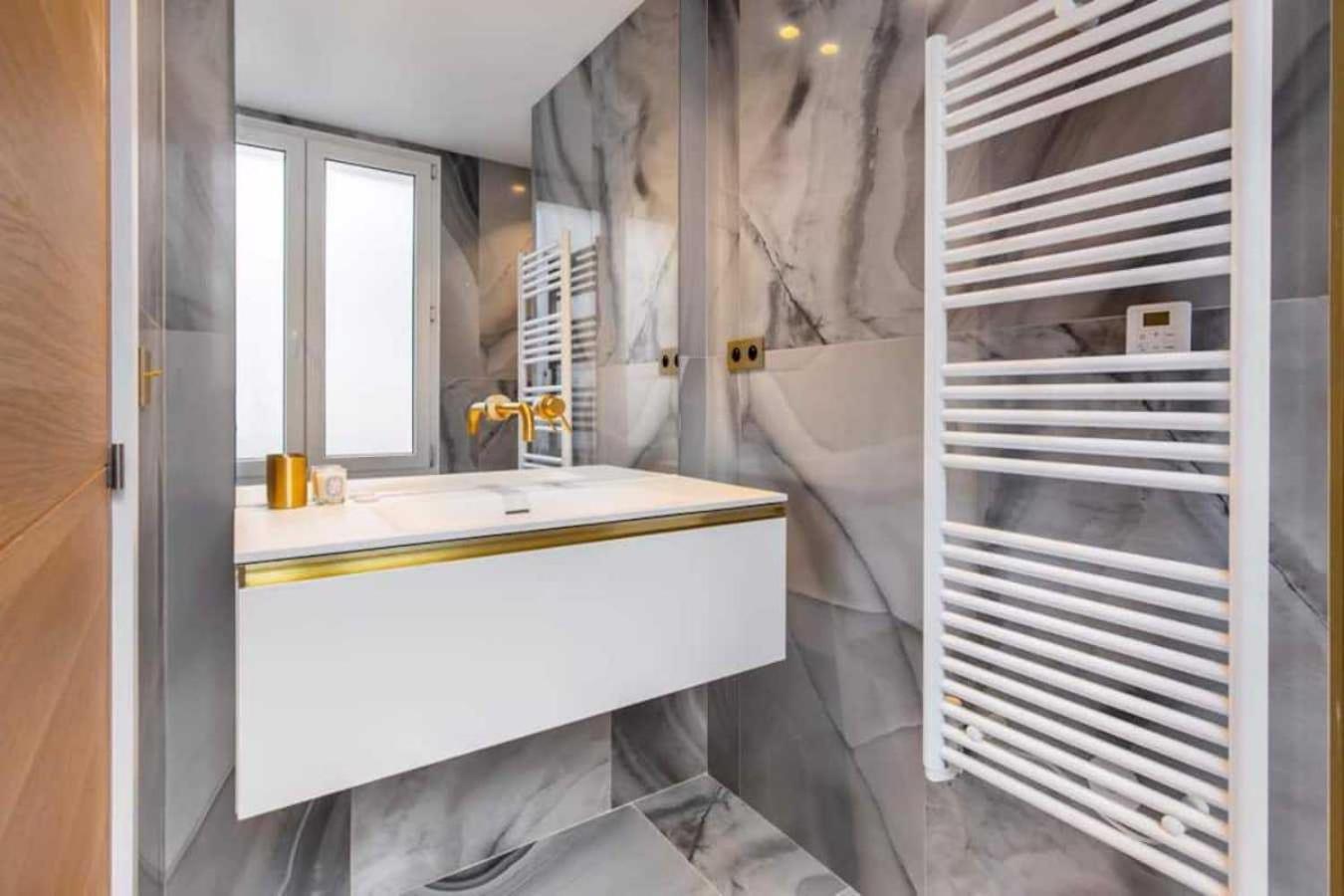 Newly Rebuilt By Architect - Center Of Paris Apartment Екстериор снимка