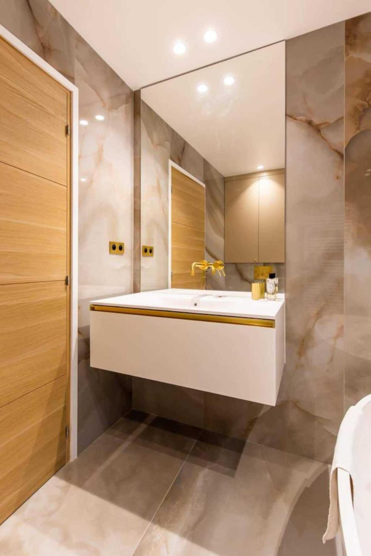 Newly Rebuilt By Architect - Center Of Paris Apartment Екстериор снимка